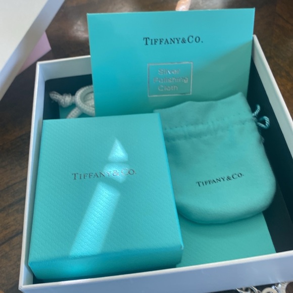 Tiffany & Co Braclet - Picture 9 of 10